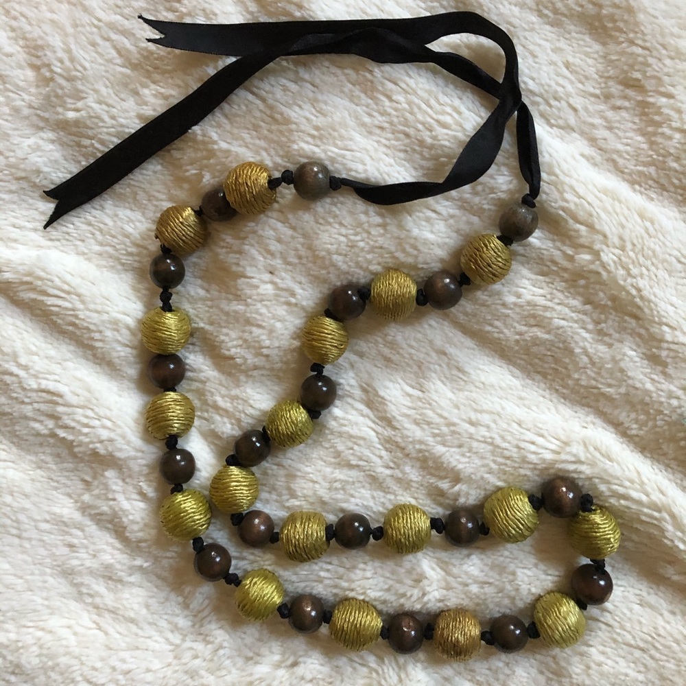 Round Bead necklace wood and burlap